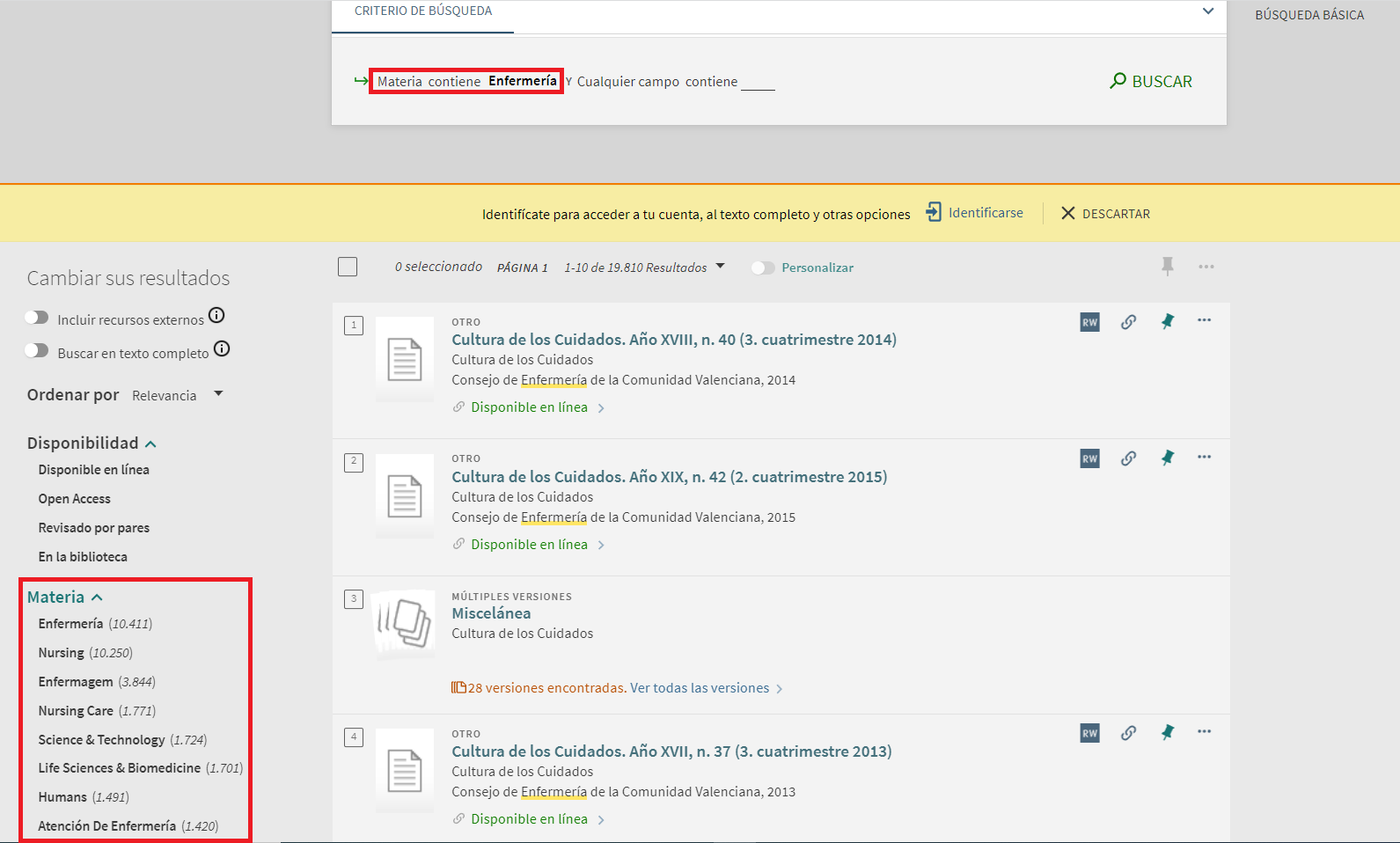 Captura de pantalla del catálogo, mostrando la lista de resultados tras buscar la materia 'Enfermería', señalando la ubicación del filtro 'Materia'.