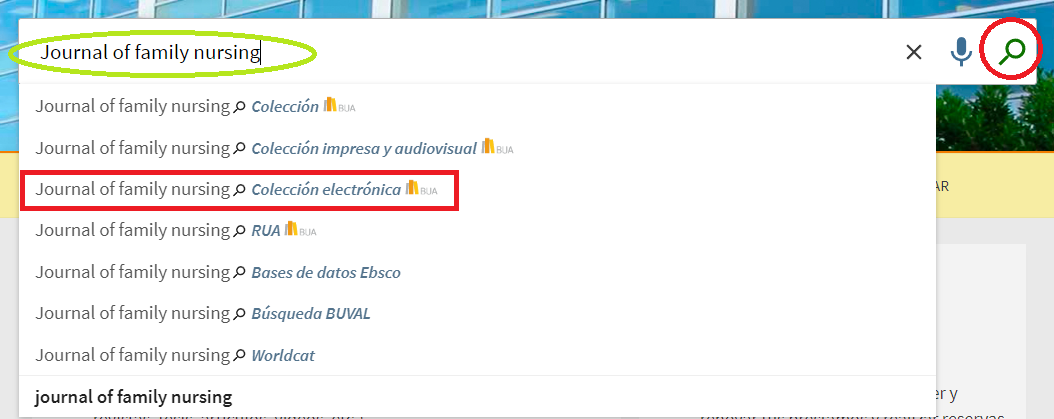 Captura de pantalla mostrando cómo buscar la revista electrónica ' Journal of Family Nursing ' utilizando la búsqueda básica del catálogo, seleccionando la opción 'Colección electrónica'